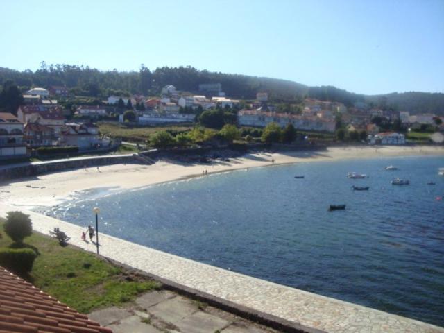 Aparthotel Corcubion Playa De Quenxe Cameră foto